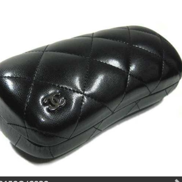 CHANEL Glasses - Picture 9 of 9